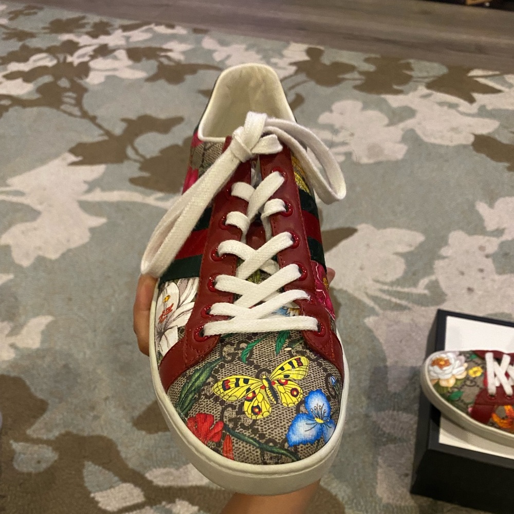 !!!GUCCI ACE x CANVAS FLORAL SNEAKERS!!!